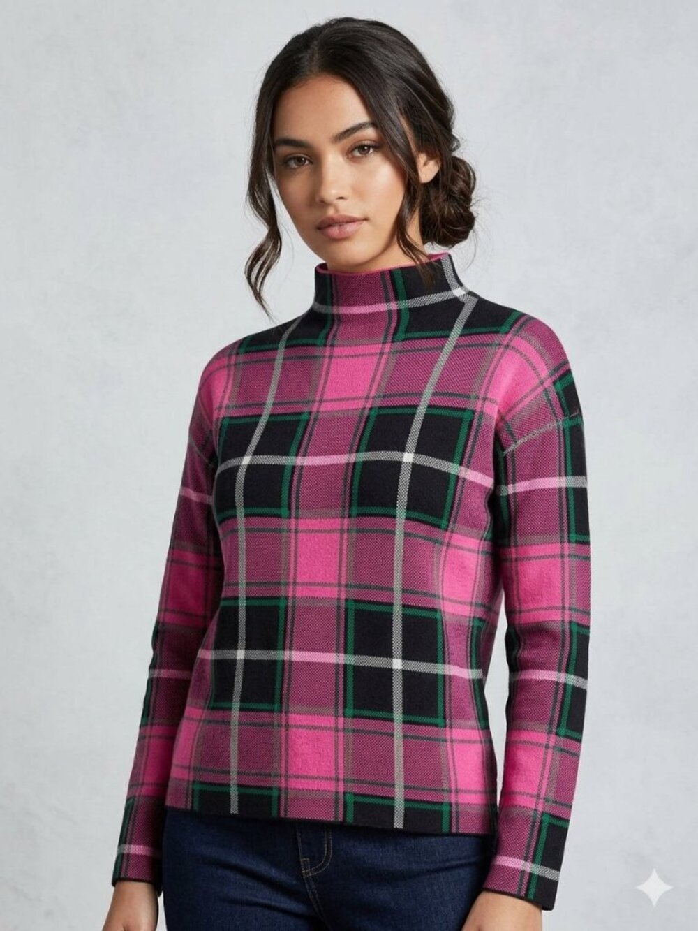 Tahari women’s beautiful soft pink plaid sweater size medium